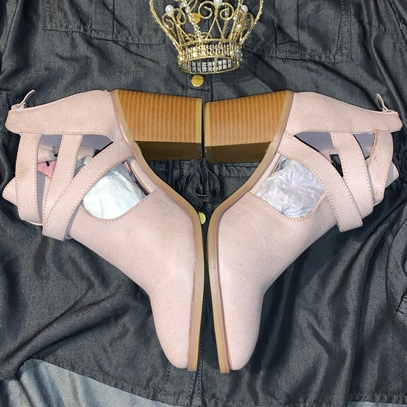 A Rider Girl Bell 02 Cut Out Double Buckle Strappy Heeled Ankle Boots Blush Pink - Picture 9 of 16